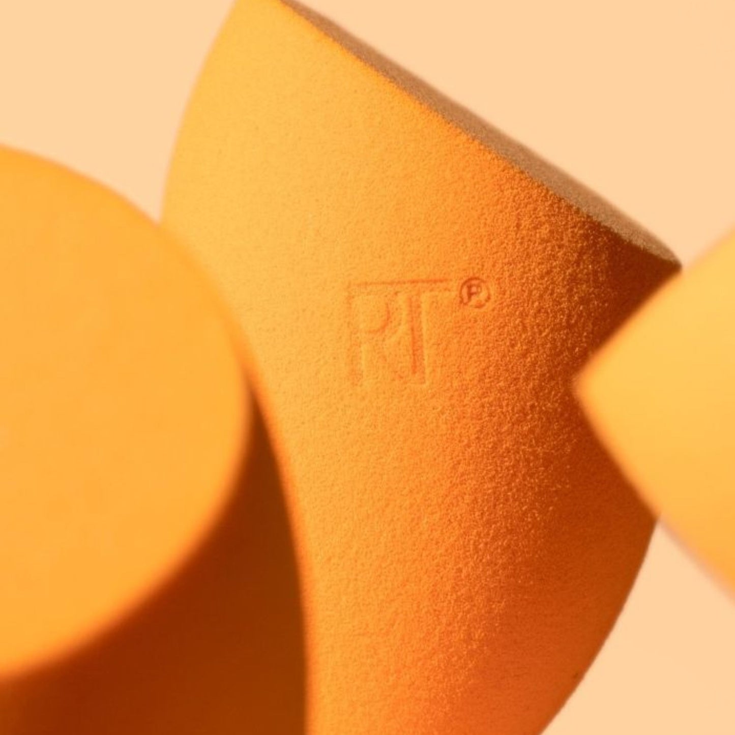 Real Techniques Makeup Sponge