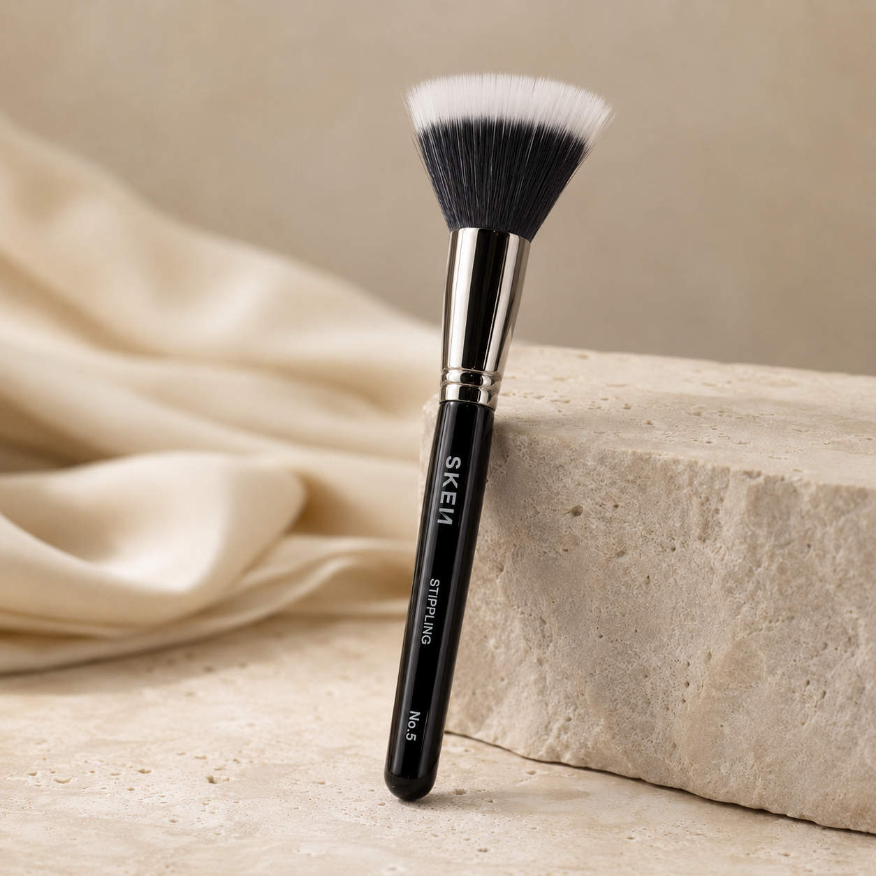 Skēn The Brushes Strippling Brush